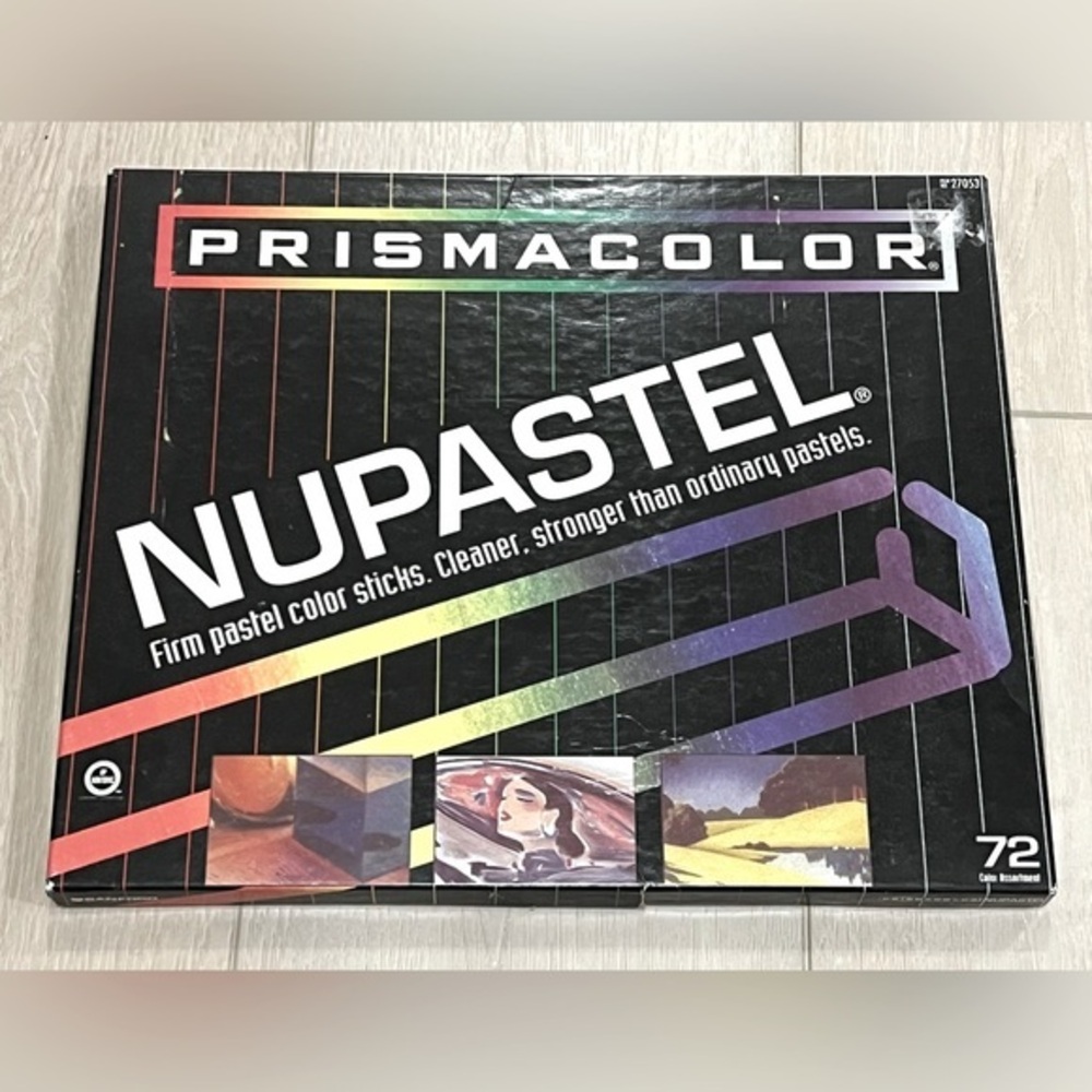 ART SUPPLIES - Picture 1 of 16